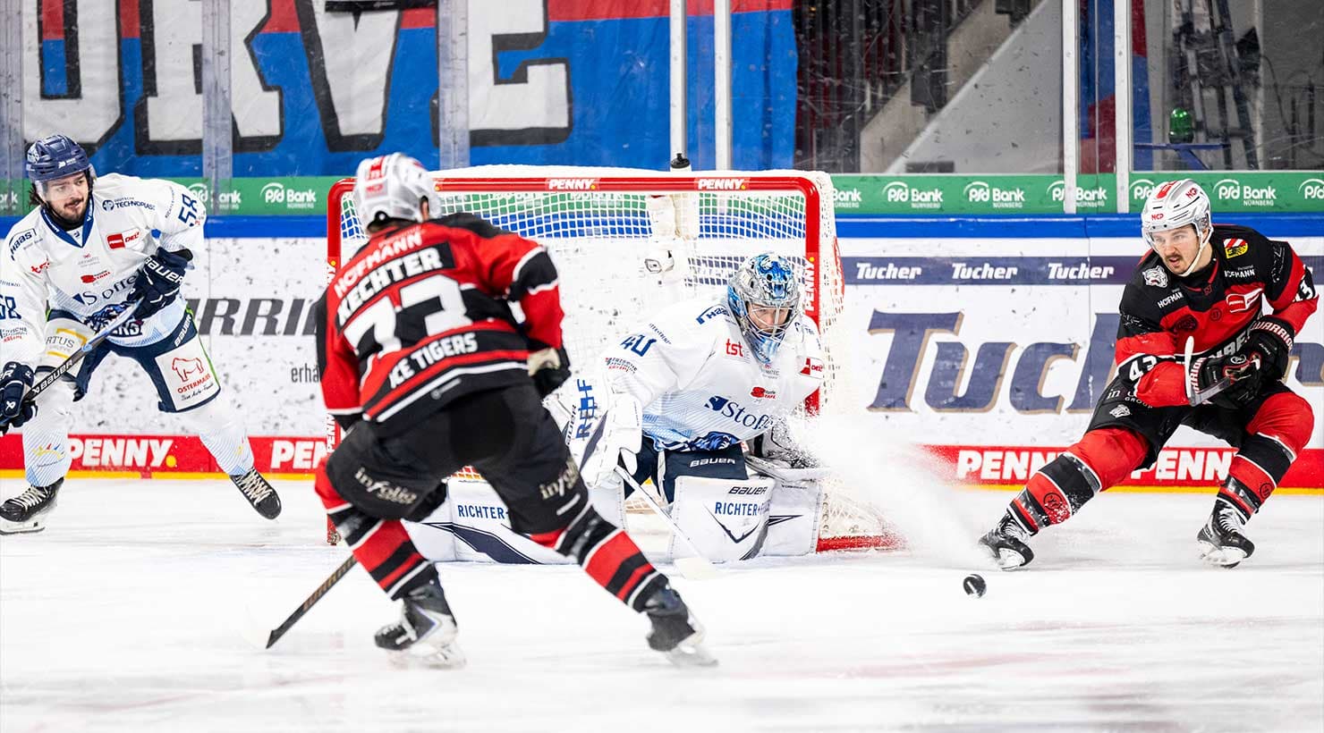 Knappes 2:3 gegen Straubing